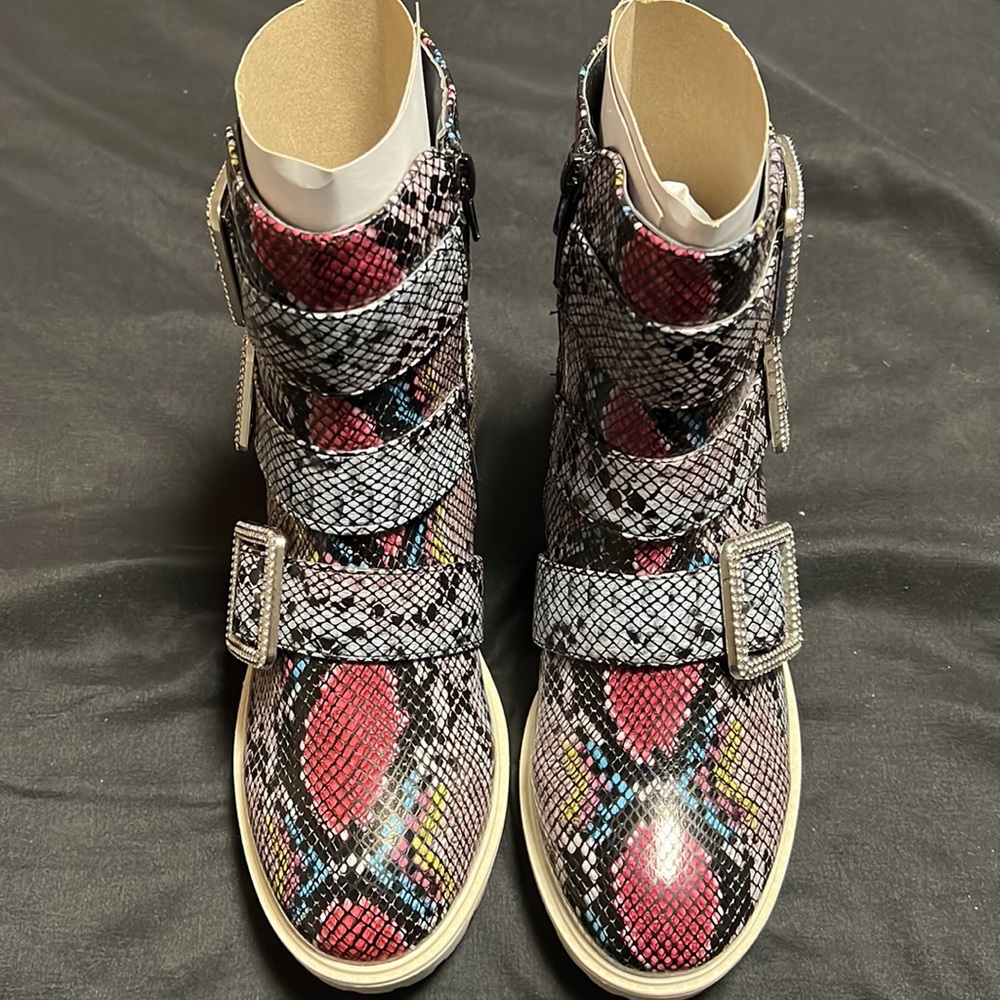 Over ankle high boots - Picture 2 of 7